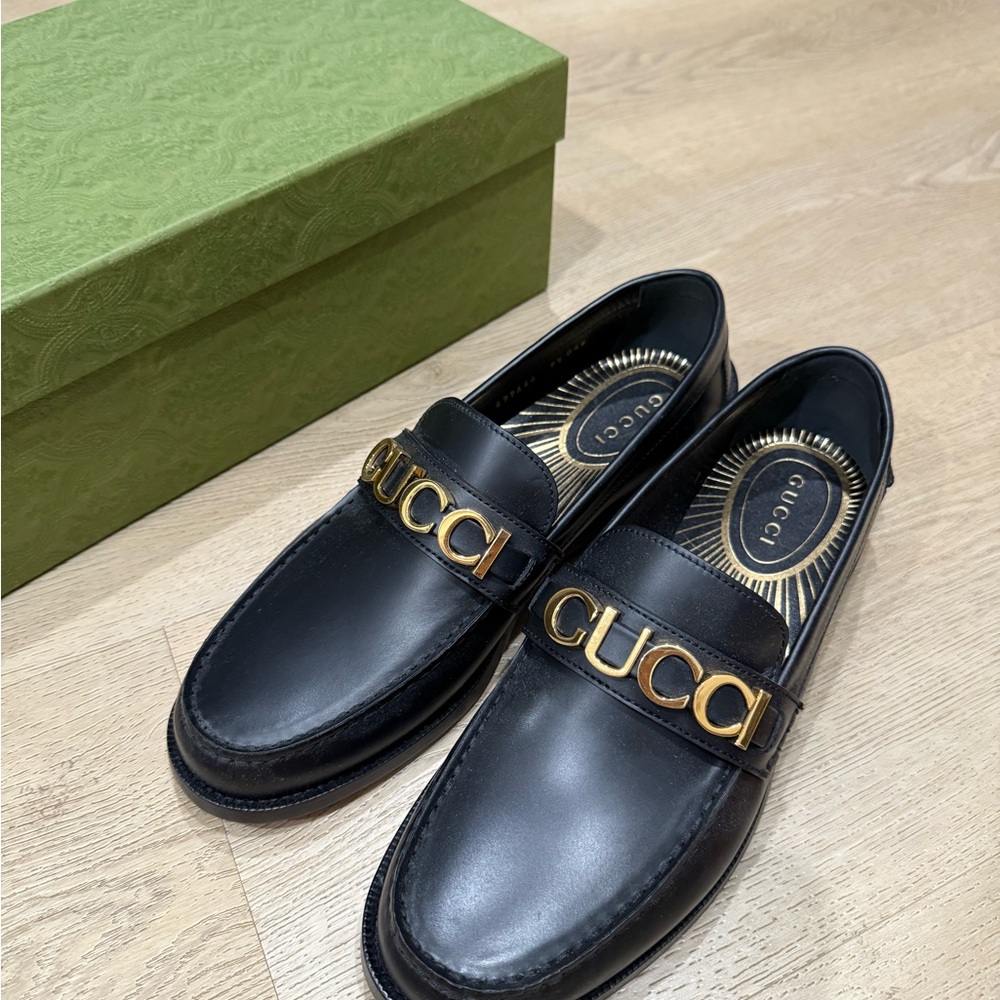 SOLD Brand New Gucci Black Leather Loafers with Gold Hardware Logo